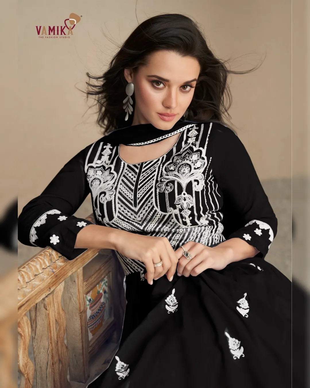 Black Heavy Reyon Kurta Set with Plazo and Nazmin Dupatta